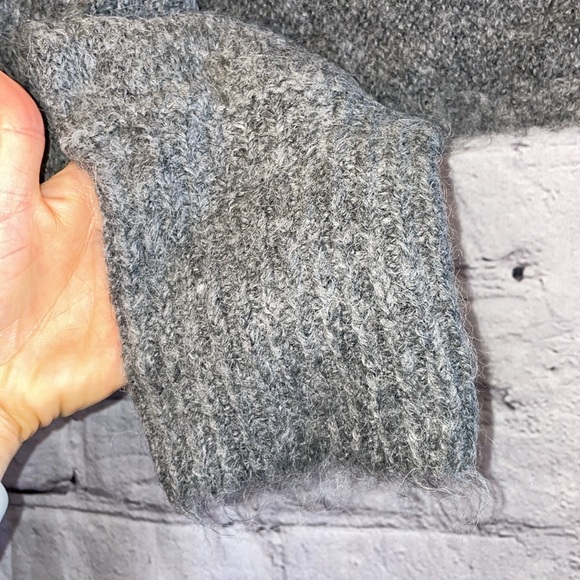 NWOT Free People Prima Donna Knit
Bolero - One Size - Gray - Picture 8 of 17